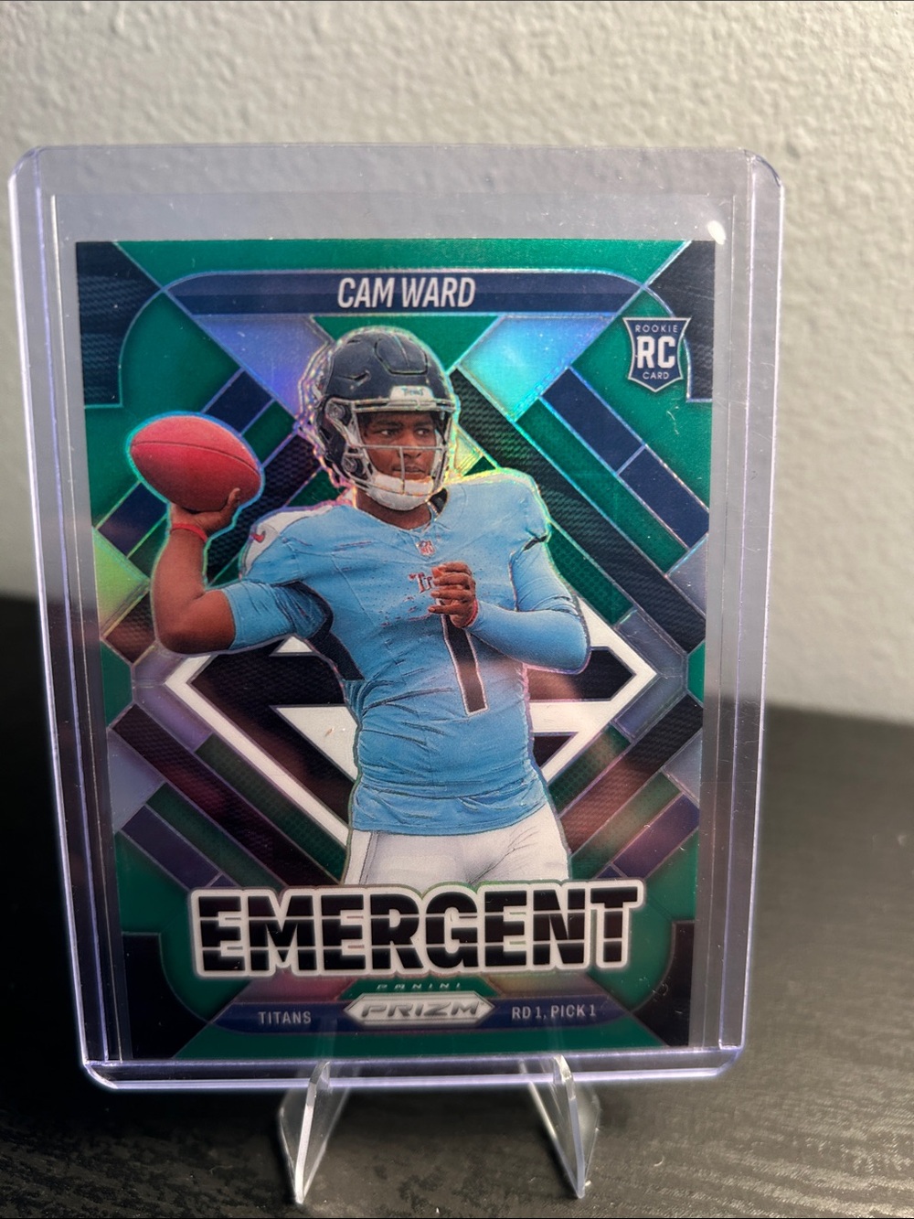 Cam Ward 'Emergent' Rookie Card Green Tennessee Titians Prizm